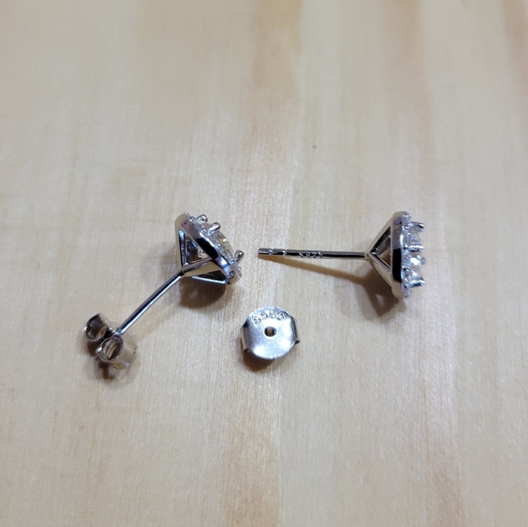 1 Carat Halo Certified Moissanite Stud Earrings NEW - Picture 9 of 15